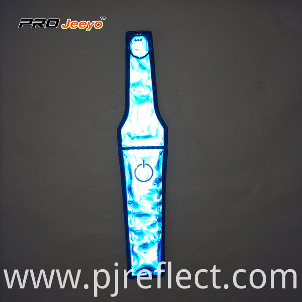 High Visibility Warning Pvc Blue Magnetic Clipcj Ccj003